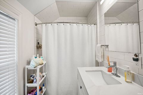 Tiny photo for 910 Vine Street, West Lafayette, IN 47906 (MLS # 202608244)