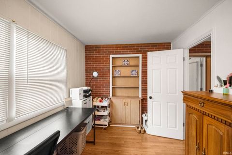 Tiny photo for 910 Vine Street, West Lafayette, IN 47906 (MLS # 202608244)