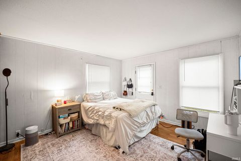 Tiny photo for 910 Vine Street, West Lafayette, IN 47906 (MLS # 202608244)