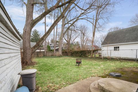 Tiny photo for 910 Vine Street, West Lafayette, IN 47906 (MLS # 202608244)