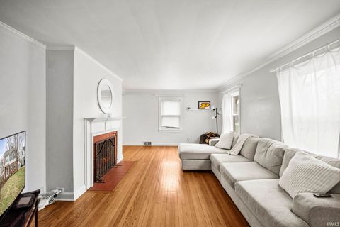 Tiny photo for 910 Vine Street, West Lafayette, IN 47906 (MLS # 202608244)