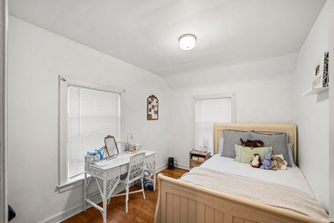 Tiny photo for 910 Vine Street, West Lafayette, IN 47906 (MLS # 202608244)