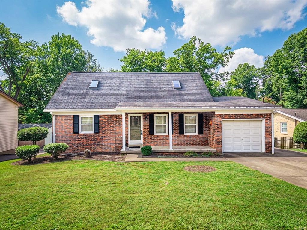 Photo of 322 Shady Lane, Newburgh, IN 47630 (MLS # 202603437)