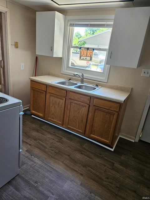 Tiny photo for 426 S King Avenue, Brazil, IN 47834 (MLS # 202638009)