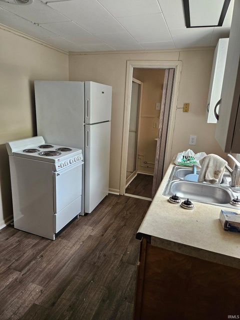 Tiny photo for 426 S King Avenue, Brazil, IN 47834 (MLS # 202638009)