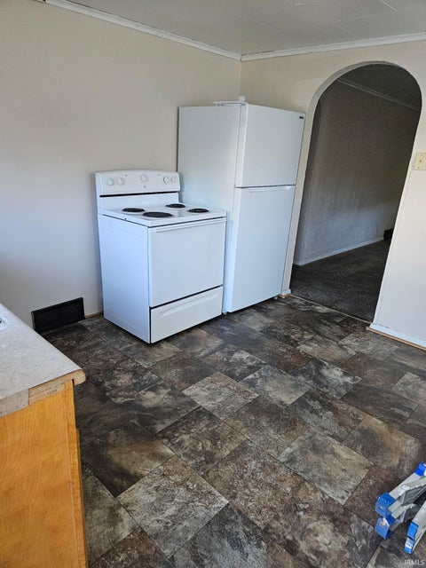 Tiny photo for 426 S King Avenue, Brazil, IN 47834 (MLS # 202638009)