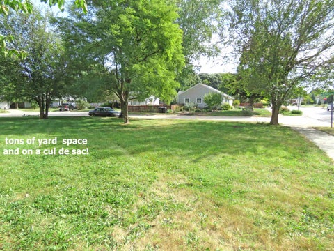 Tiny photo for 1005 Kensington Drive, Lafayette, IN 47905 (MLS # 202638697)