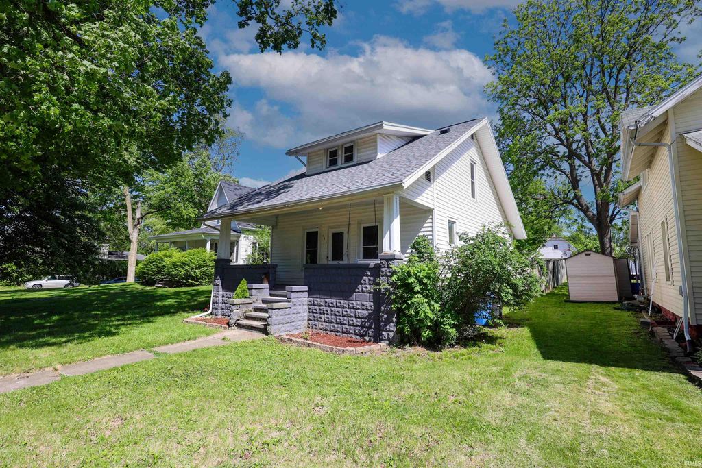 Photo of 405 E Van Buren Street, Columbia City, IN 46725 (MLS # 202619792)