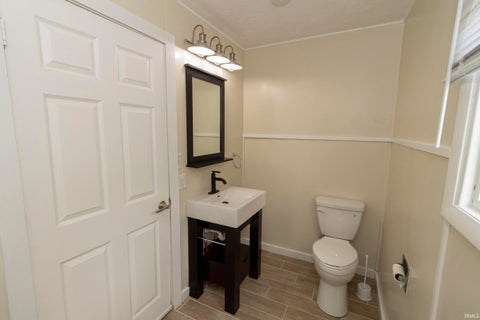 Tiny photo for 922 Monroe Street, Elkhart, IN 46516 (MLS # 202625483)