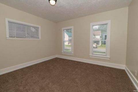 Tiny photo for 922 Monroe Street, Elkhart, IN 46516 (MLS # 202625483)