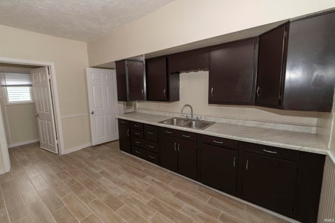 Tiny photo for 922 Monroe Street, Elkhart, IN 46516 (MLS # 202625483)