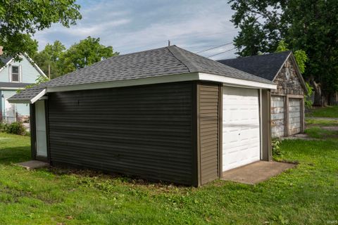 Tiny photo for 922 Monroe Street, Elkhart, IN 46516 (MLS # 202625483)