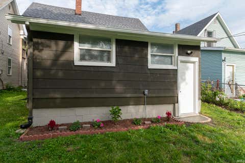 Tiny photo for 922 Monroe Street, Elkhart, IN 46516 (MLS # 202625483)