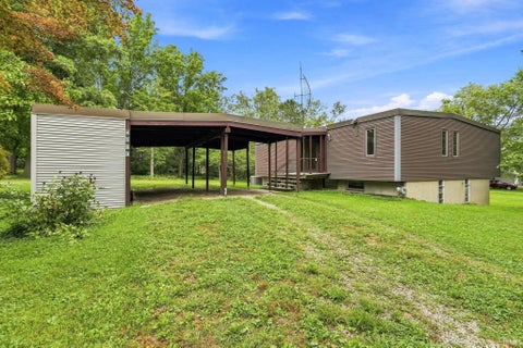 Tiny photo for 4523 Maples Road, Fort Wayne, IN 46816 (MLS # 202637961)