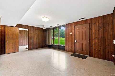 Tiny photo for 4523 Maples Road, Fort Wayne, IN 46816 (MLS # 202637961)