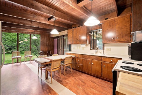 Tiny photo for 4523 Maples Road, Fort Wayne, IN 46816 (MLS # 202637961)