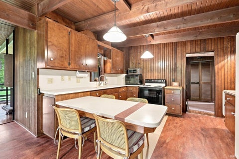 Tiny photo for 4523 Maples Road, Fort Wayne, IN 46816 (MLS # 202637961)