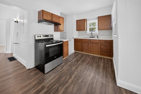 Tiny photo for 2554 E Riverside Drive, Evansville, IN 47714 (MLS # 202628613)