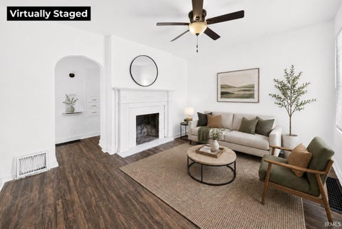 Tiny photo for 2554 E Riverside Drive, Evansville, IN 47714 (MLS # 202628613)