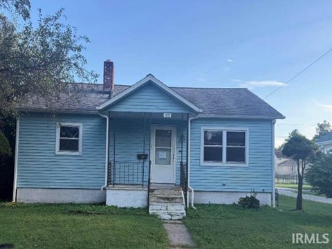 Photo of 579 E 5Th Street, Peru, IN 46970 (MLS # 202640956)