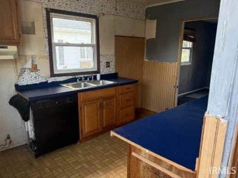 Tiny photo for 579 E 5Th Street, Peru, IN 46970 (MLS # 202640956)