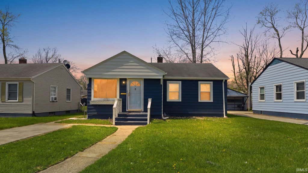 Photo of 4416 Standish Drive, Fort Wayne, IN 46806 (MLS # 202629728)