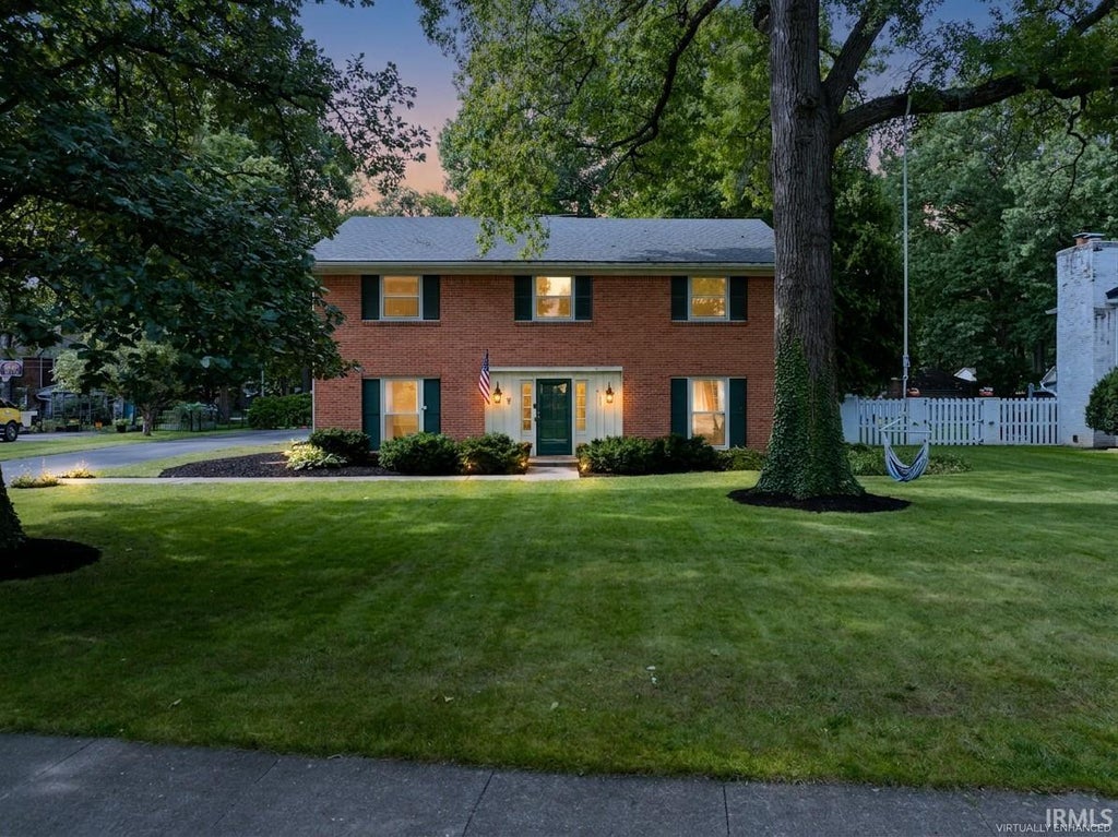 Photo of 2705 W Twickingham Drive, Muncie, IN 47304 (MLS # 202636460)