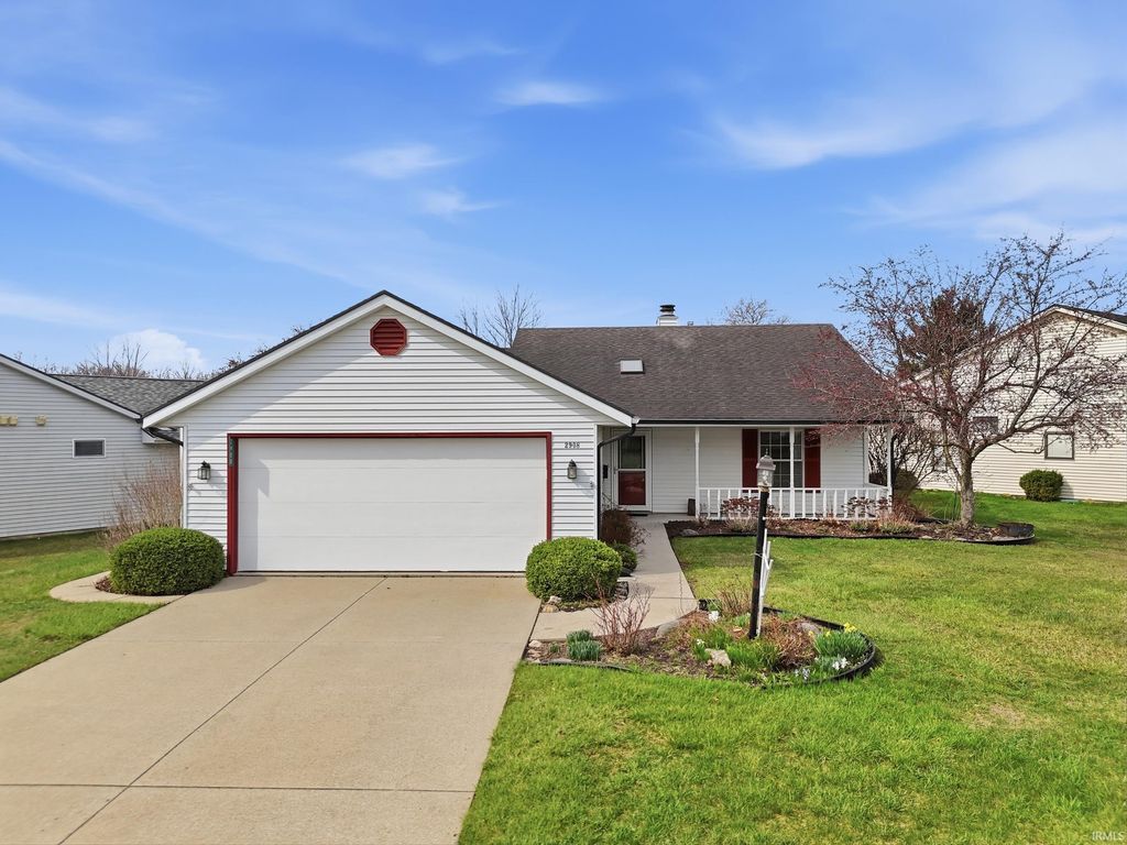 Photo of 2908 Wood Knoll Lane, Fort Wayne, IN 46804 (MLS # 202611230)