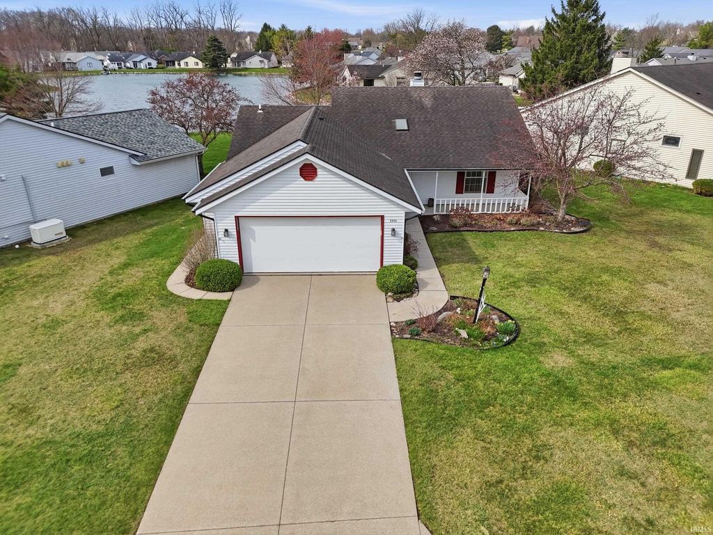 Photo of 2908 Wood Knoll Lane, Fort Wayne, IN 46804 (MLS # 202611230)