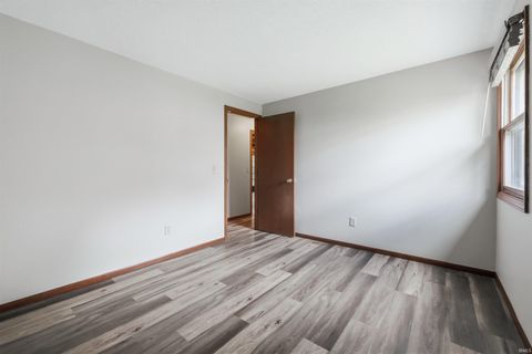 Tiny photo for 1623 Channel Place, Fort Wayne, IN 46825 (MLS # 202618468)