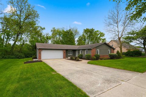 Tiny photo for 1623 Channel Place, Fort Wayne, IN 46825 (MLS # 202618468)