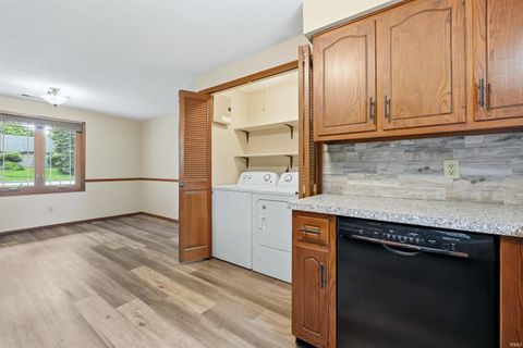 Tiny photo for 1623 Channel Place, Fort Wayne, IN 46825 (MLS # 202618468)