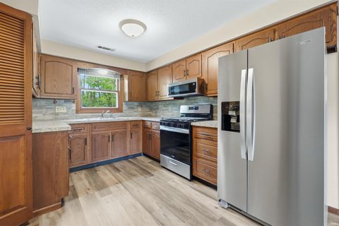 Tiny photo for 1623 Channel Place, Fort Wayne, IN 46825 (MLS # 202618468)