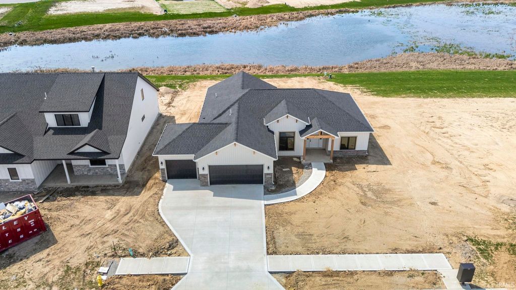 Photo of 4843 Silverstone Passage, Fort Wayne, IN 46818 (MLS # 202600398)