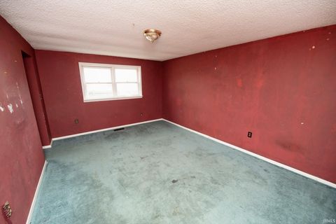 Tiny photo for 8615 W State Rd 26, Rossville, IN 46065 (MLS # 202545199)