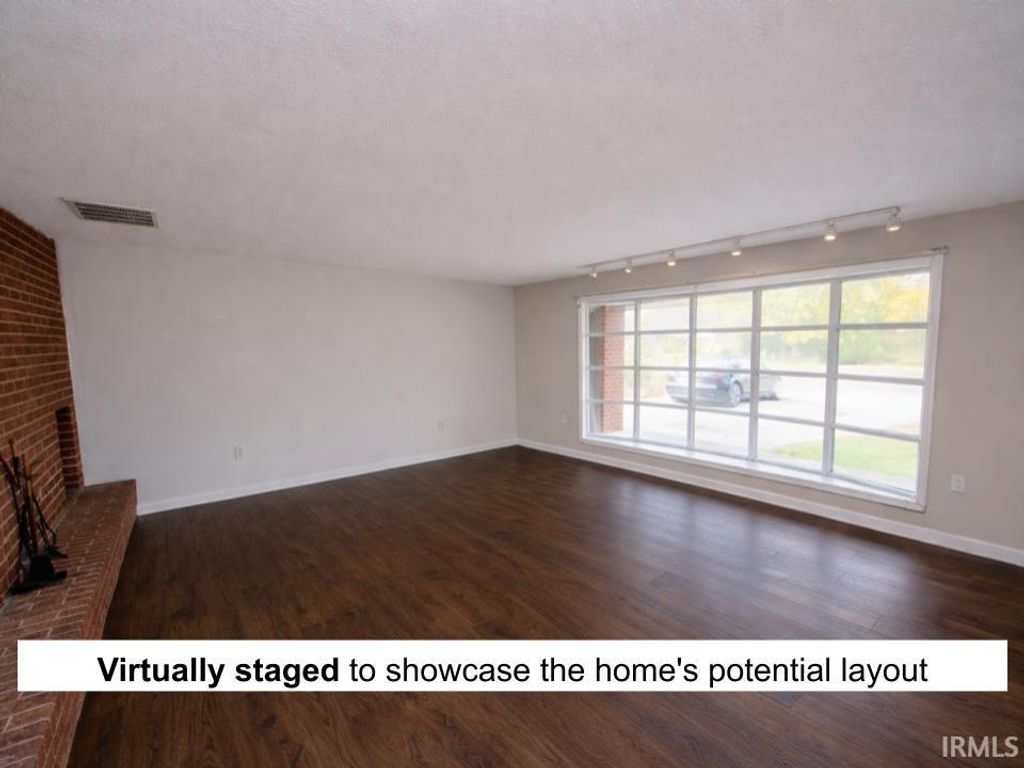 Photo of 8615 W State Rd 26, Rossville, IN 46065 (MLS # 202545199)