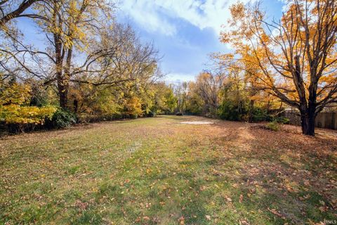 Tiny photo for 8615 W State Rd 26, Rossville, IN 46065 (MLS # 202545199)
