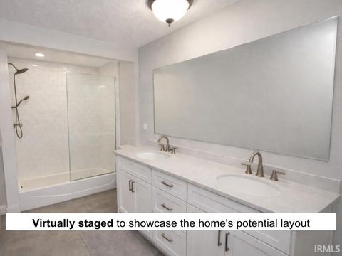 Tiny photo for 8615 W State Rd 26, Rossville, IN 46065 (MLS # 202545199)