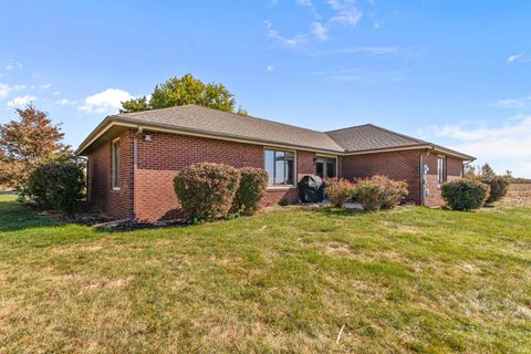Tiny photo for 2083 W 425 North Road, Kokomo, IN 46901 (MLS # 202603728)