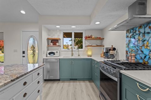 Tiny photo for 2083 W 425 North Road, Kokomo, IN 46901 (MLS # 202603728)