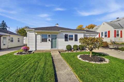 Photo of 1921 Jessie Avenue, Fort Wayne, IN 46808 (MLS # 202644887)