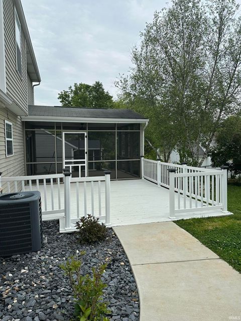 Tiny photo for 2200 S Sweetbriar Court, Bloomington, IN 47401 (MLS # 202618030)