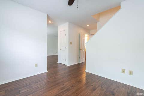 Tiny photo for 2200 S Sweetbriar Court, Bloomington, IN 47401 (MLS # 202618030)