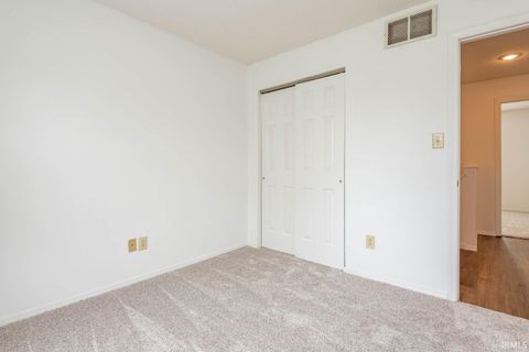 Tiny photo for 2200 S Sweetbriar Court, Bloomington, IN 47401 (MLS # 202618030)