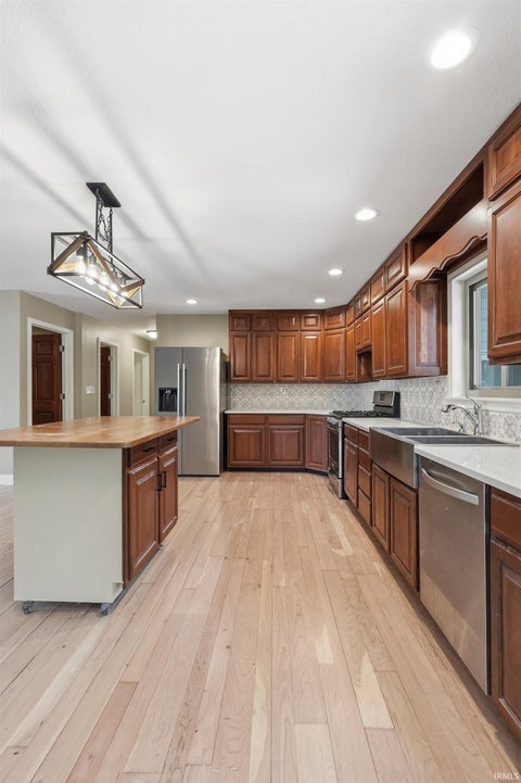 Tiny photo for 1080 North Shore Drive, Rome City, IN 46784 (MLS # 202634207)