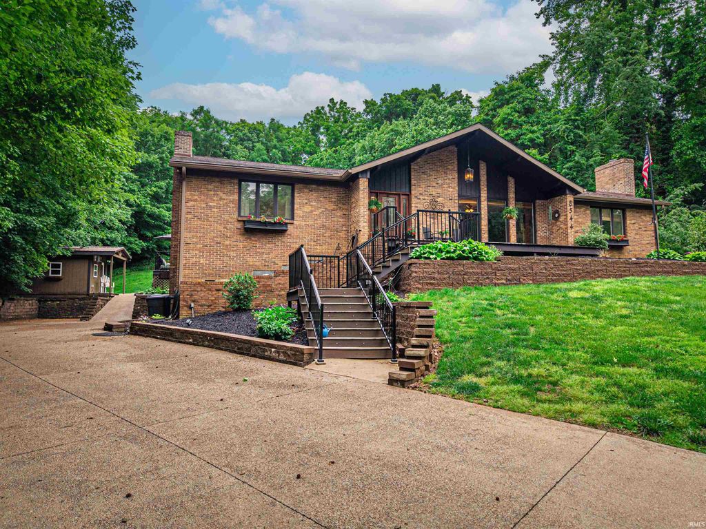 Photo of 8544 Framewood Drive, Newburgh, IN 47630 (MLS # 202619750)