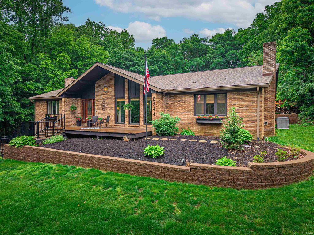Photo of 8544 Framewood Drive, Newburgh, IN 47630 (MLS # 202619750)