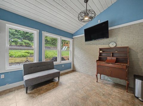 Tiny photo for 8544 Framewood Drive, Newburgh, IN 47630 (MLS # 202619750)