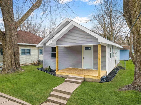 Tiny photo for 913 W Virginia Avenue, Kokomo, IN 46902 (MLS # 202623472)