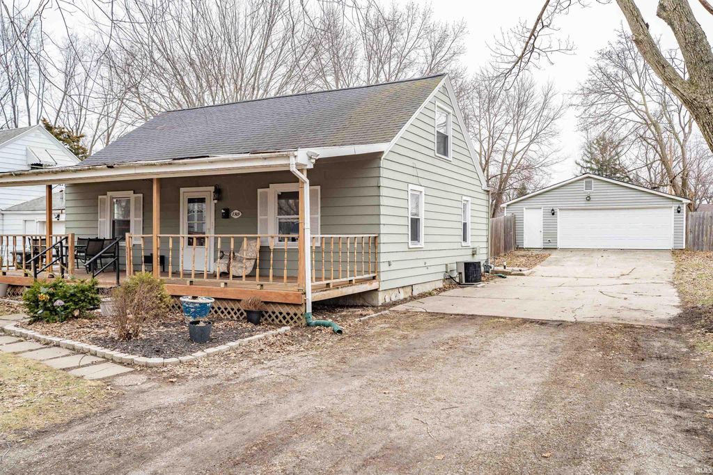 Photo of 7309 Bradbury Avenue, Fort Wayne, IN 46809 (MLS # 202605558)